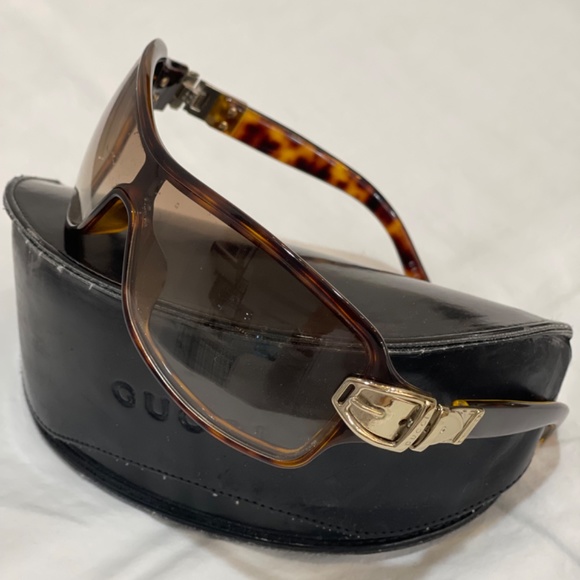 GUCCI Brown Shield, Gold Buckle, GG 2590 BMDDR 20897 - Picture 3 of 4